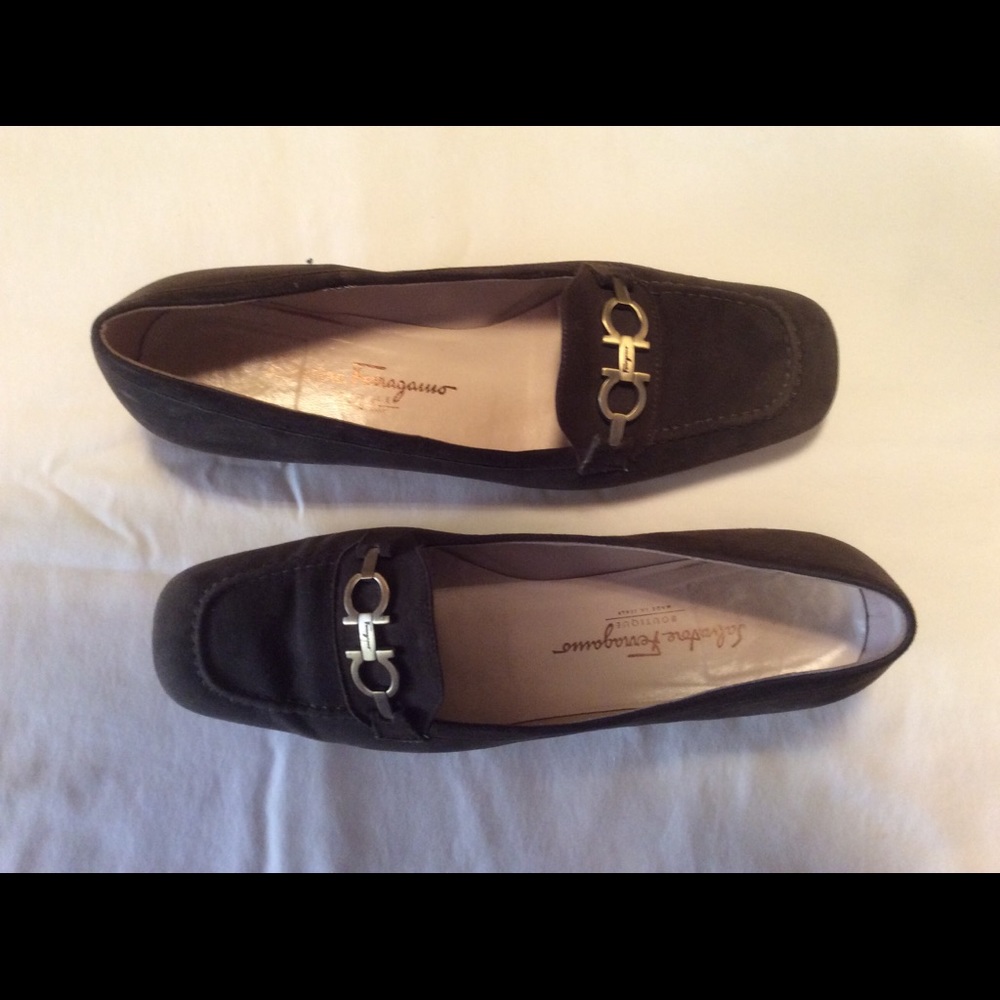 Salvatore Ferragamo boutique loafers  Size 9